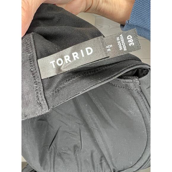 Torrid black Smooth 360 bra Size 38D NWT - Picture 5 of 6